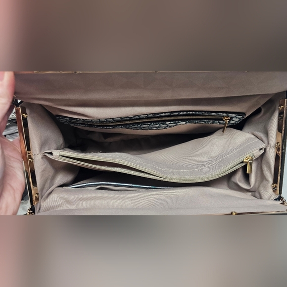 Alyssa Vegan Leather Silver Green Croc Embossed Doctors Satchel Crossbody NWT - Picture 12 of 15